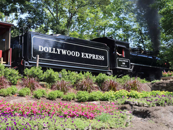 Visitors to both amusement parks can ride old-fashioned steam trains.