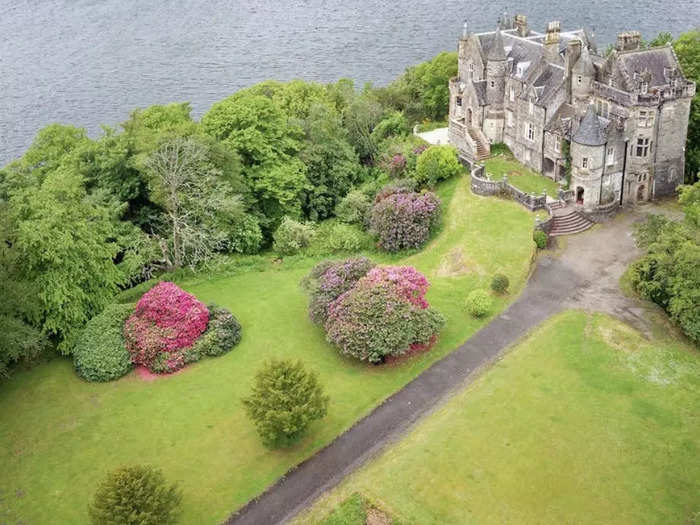 The castle overlooks a stunning sea loch on Scotland