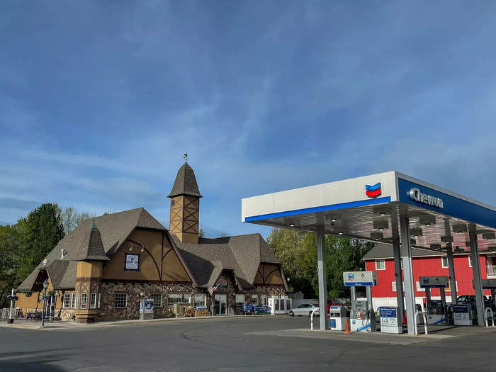 Even chain stores like the Chevron convenience store had an Alps theme.