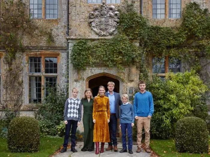 Forget "Bridgerton" or "Downton Abbey," living in a historic English manor is not as glamorous as it seems. Julie Montagu and her husband Luke would know — they live in one that dates back to the 16th century.