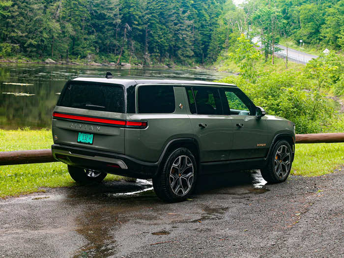 Electric-vehicle startup Rivian just started shipping out the long-awaited R1S, a large, luxurious SUV that