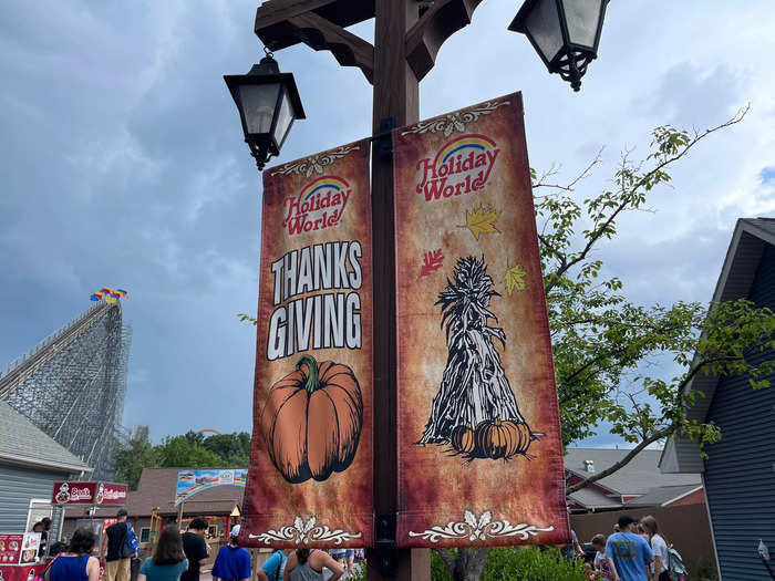 The Thanksgiving-themed section was my favorite area in the park.