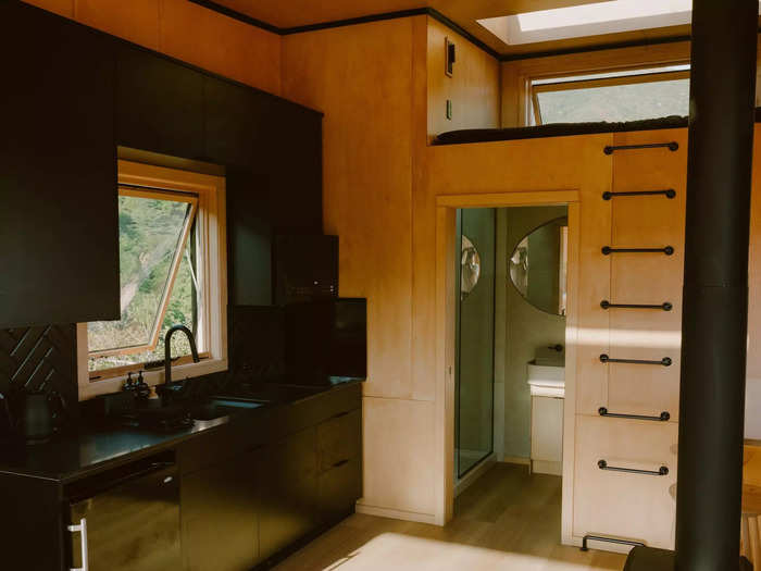 To do this, the clusters of off-grid "micro cabins" will be anything but disconnected.