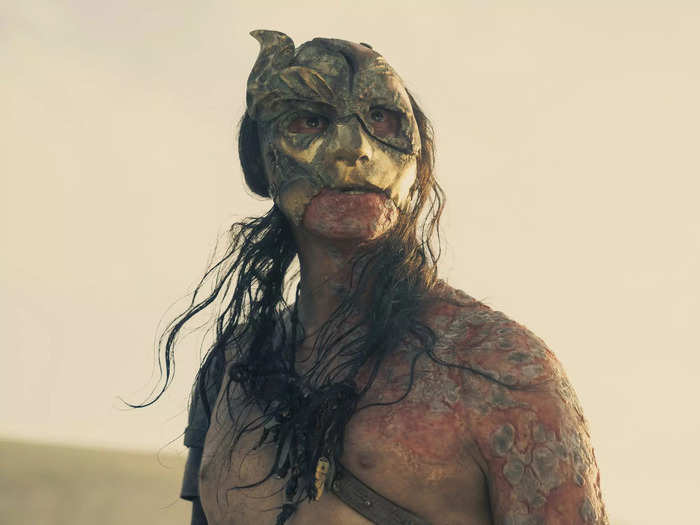 Craghas "Crabfeeder" Drahar is wearing a broken mask that the Sons of the Harpy in "Game of Thrones" wore.