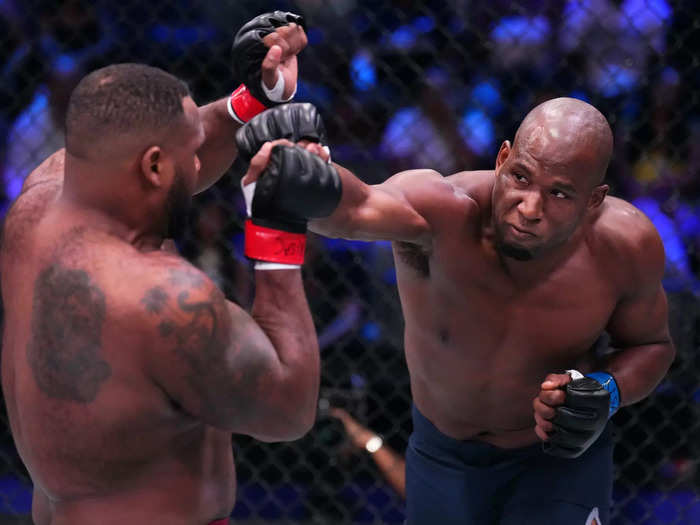 One of the most baffling fights of the night was the heavyweight bout between Penn State wrestler Jimmy Lawson and kickboxer Karl Williams.