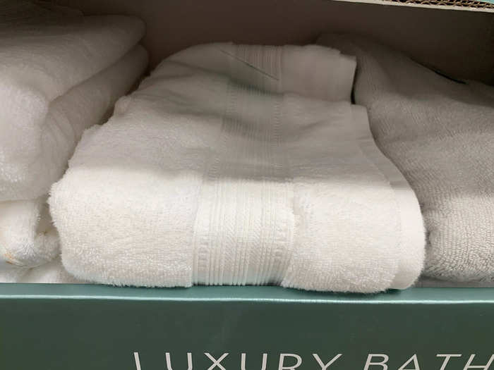 These luxury bath towels and sheets are soft and super fluffy.