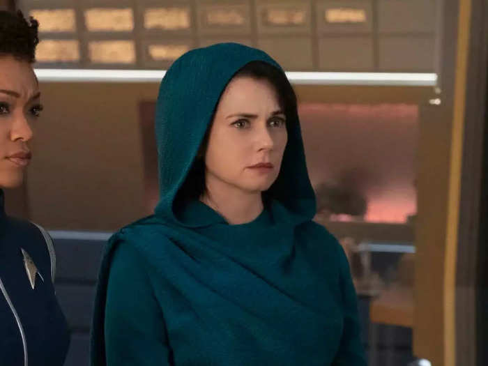 Mia Kirshner played her in the prequel series "Discovery," starting in 2017.