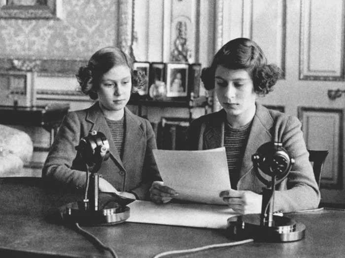 1940: A year after the beginning of World War II, a 14-year-old Elizabeth sent out her first radio broadcast.