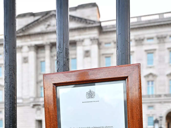 The official royal announcement of her death was posted at Buckingham Palace.