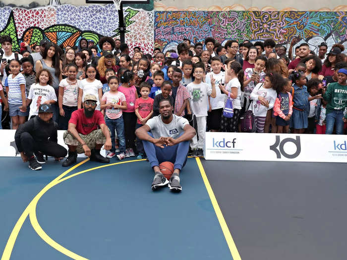 His Kevin Durant Charity Foundation fights homelessness and hunger and refurbishes basketball courts in low-income neighborhoods.