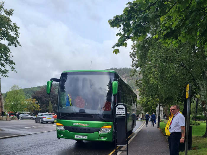 The roads leading to Balmoral were closed on Friday, so I went to the closest village, Ballater, where free bus services were running every 15 minutes for those who wanted to leave floral tributes.