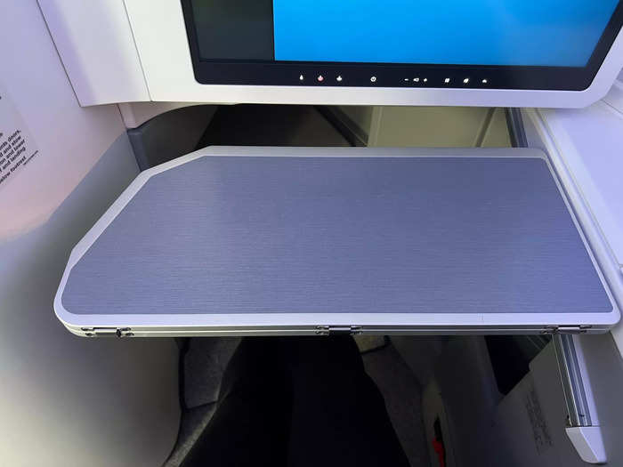 …and the adjustable tray table was perfect for working or eating.