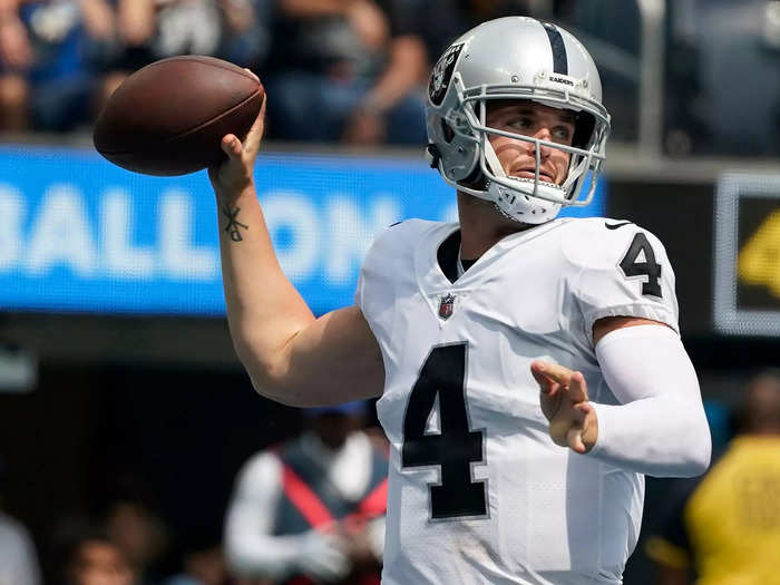 START: Derek Carr, QB