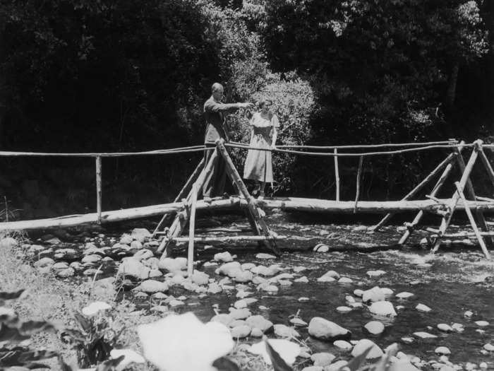 A day after arriving at the Treetops Hotel in Aberdare National Park, she learned that her father, King George VI, had died. The next day, still in Kenya, she acceded to the throne, Condé Nast Traveler reported.