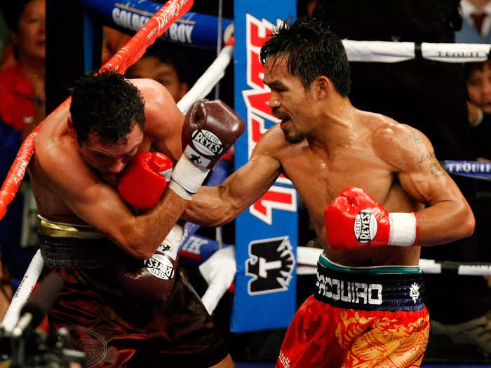 Oscar de la Hoya v Manny Pacquiao — 1.25 million PPV buys