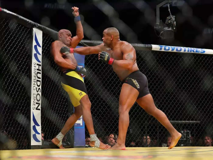 Dan Cormier v Anderson Silva — 1.09 million PPV buys