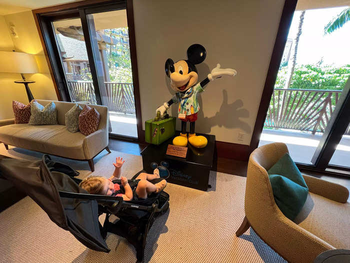 Considering this was a Disney resort, I was surprised to see so few references to the mouse himself. We spotted a Mickey Mouse statue near the hotel lobby ...