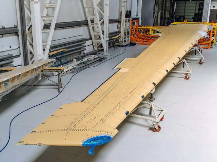 Also developed is a new carbon fiber wing, dubbed "black wing" because of the color. The MC-21 took its first flight with the new Russian-made wing in December 2021.