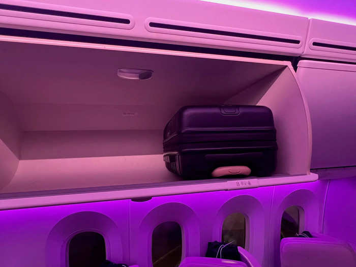 …large overhead bins…