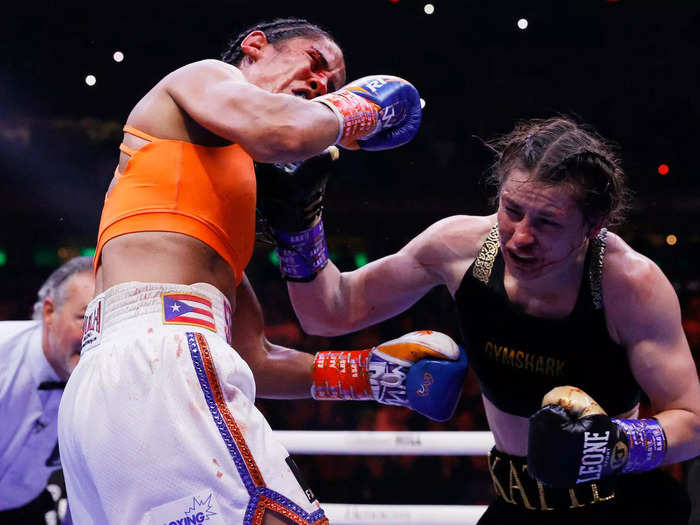 5: Amanda Serrano and Katie Taylor — lightweight