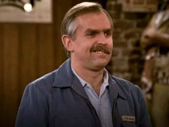 John Ratzenberger portrayed the brainy mailman and frequent Cheers customer Cliff Clavin throughout the entire show.