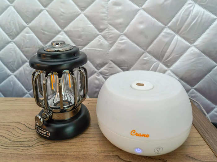 Another bedside comfort in the dome was an essential oil diffuser to make my room smell nice. Since good smells always calm me, I thought it was a nice touch.