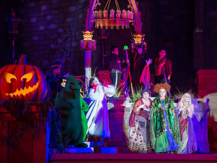 The event is where you can watch the "Hocus Pocus" Villain Spelltacular show.