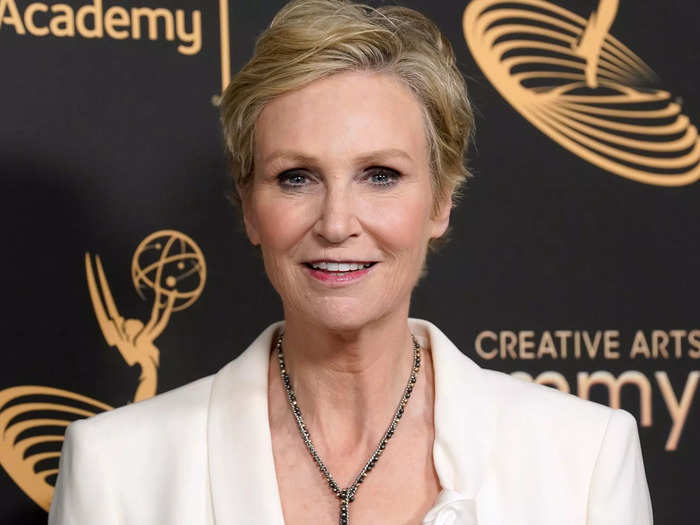 "Glee" star Jane Lynch will play Donna, one of Daphne