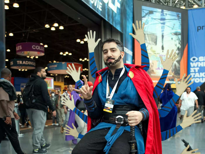 This cosplayer cast spells as Doctor Strange.