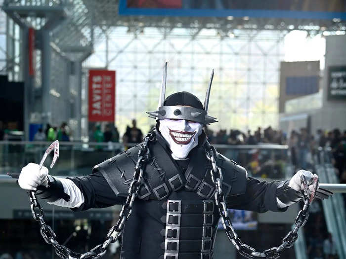 This fan nailed their cosplay of an evil version of Bruce Wayne/Batman known as The Batman Who Laughs.