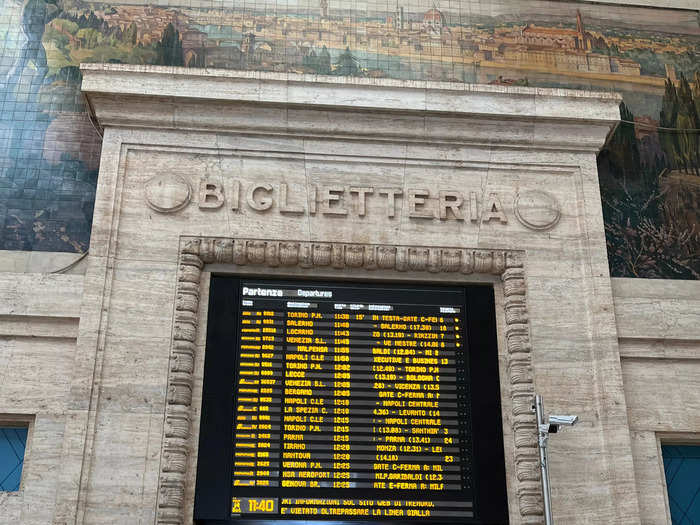 At least five Frecciarossa trains were displayed on the information board in the station between 11:30 a.m. and 12:25 p.m.