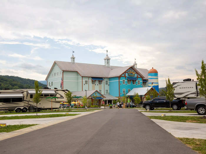 But Pigeon Forge stands out with the Lodge, a large hotel with a colorful and paradoxically tropical mountainside cabin aesthetic.