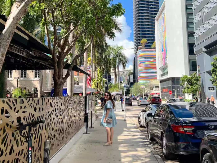 I was born and raised in Miami, but Brickell is not an area I visit often. I headed over on a recent Monday afternoon to see how the neighborhood is shaping up.