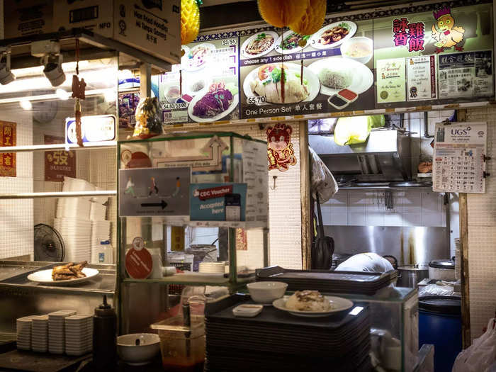 As chicken rice is typically cooked and prepared before stalls open for service, Marielle got her dish in no time.