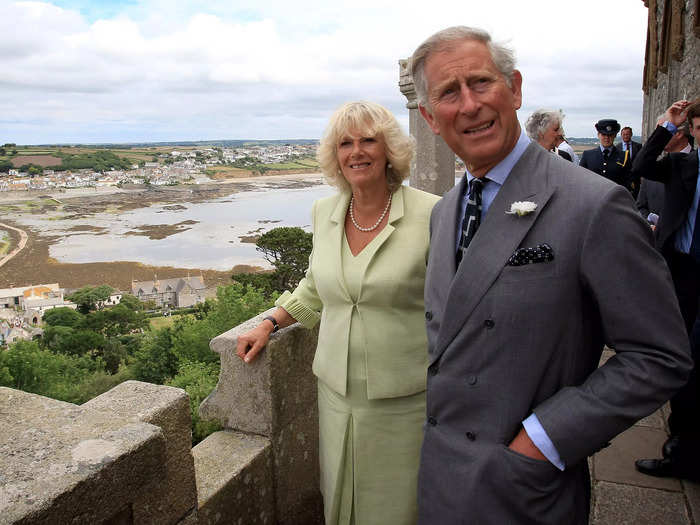 Charles signed an autograph, which is usually forbidden, for a family affected by devastating flash floods in Cornwall in 2010.