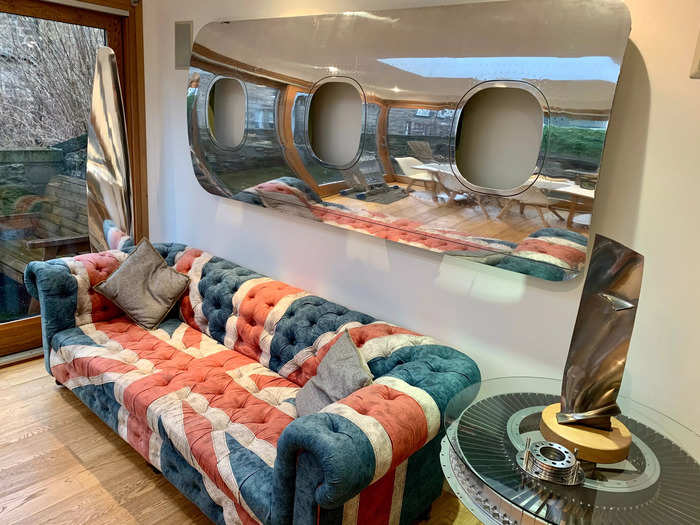 Also listed on the auction are several sections from the airframe, including cabin windows, which are popular among aviation enthusiasts who have put these to all sorts of uses, like wall art.