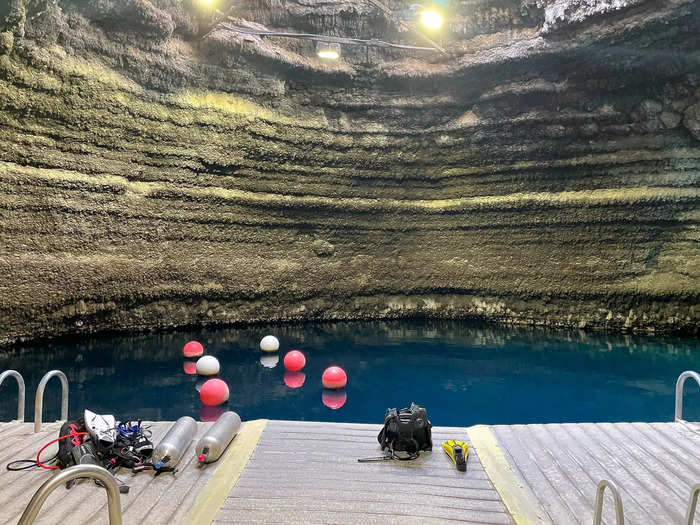 Homestead Crater is a geothermal hot spring that