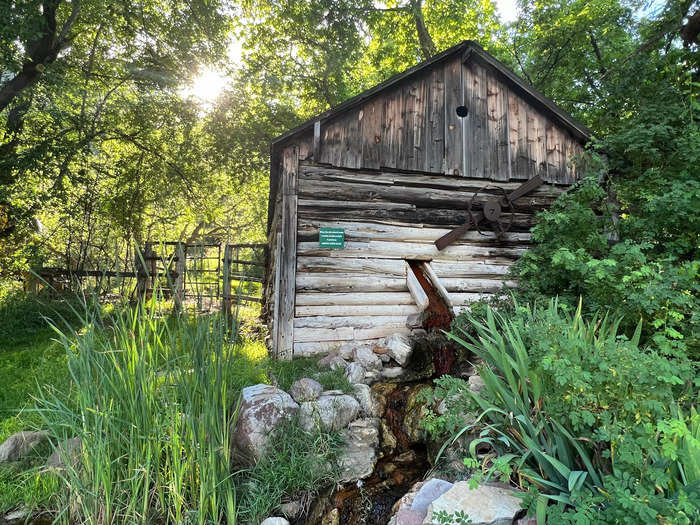 Later, back in town with cell service, I pulled over to turn off airplane mode on my Apple Watch and iPhone. Did I miss anything important in those 19 hours I was off the grid, ensconced in nature? Absolutely not.