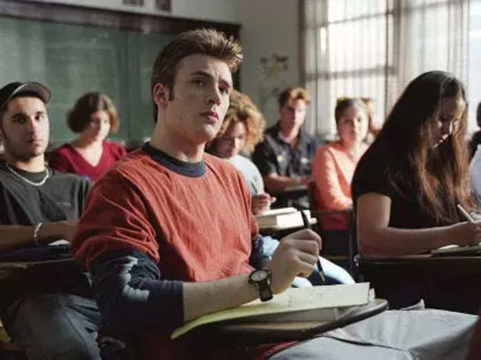 "The Perfect Score" follows teens as they try to steal the answers to an exam.