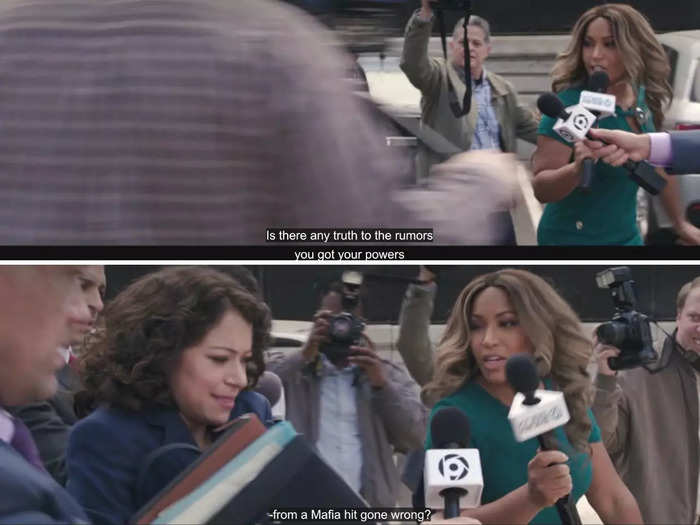 When She-Hulk is being chased by reporters in episode three, there