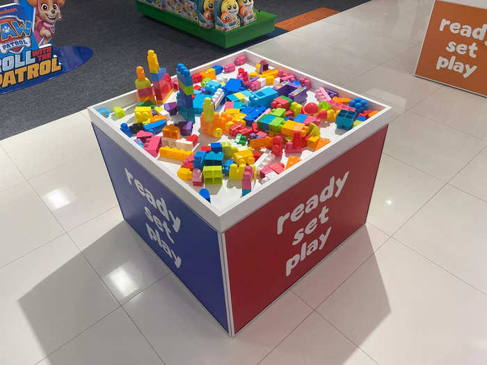 While the displays were off limits, there were Lego play stations close by for kids to enjoy.