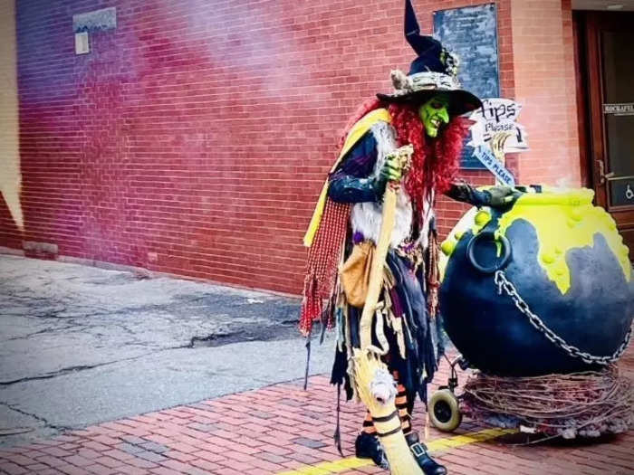 Buskers and street performers are working professionals who put in long days during October, so tip them if you like what you see.