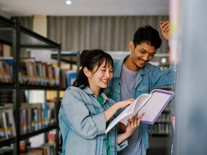 You can attend a poetry or book reading together.