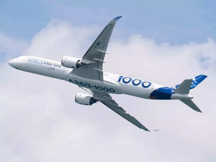 Airbus just unveiled an all-new cabin configuration for its A350 widebody jet with the goal to offer airlines more revenue opportunities and better efficiency.