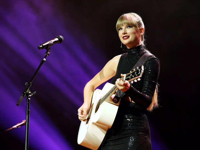 Swift is the woman with the most top-10 hits in the chart