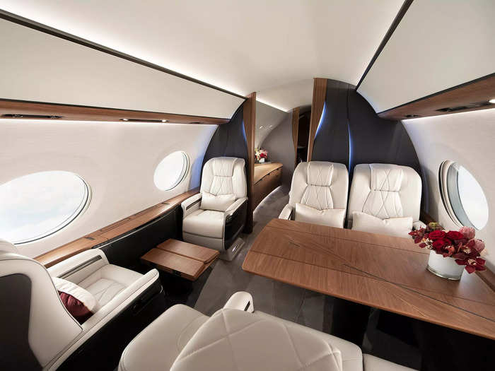 The G700 has a range of 7,500 nautical miles, which means the jet can fly from Singapore to San Francisco non-stop.