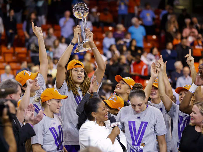 They set the record for most regular-season wins in WNBA history, then swept the Chicago Sky to bring the franchise