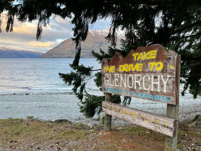 To get to the retreat, most travelers come from Queenstown, where it