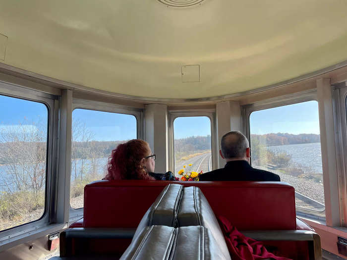 Here, luxury class passengers like Marilyn Monroe and Walt Disney could enjoy stunning views of the passing Hudson River from the lookout lounge.