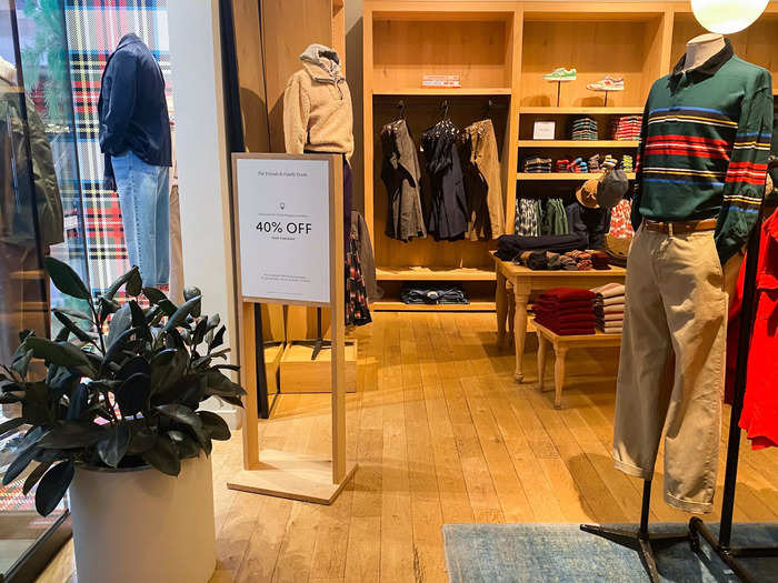 While both stores had similar pricing and store layouts, I preferred my shopping experience at J.Crew over Banana Republic. J.Crew offered more variety when it came to clothing styles for different occasions, had a large shoe section, and ultimately had better in-store deals available for adult and children